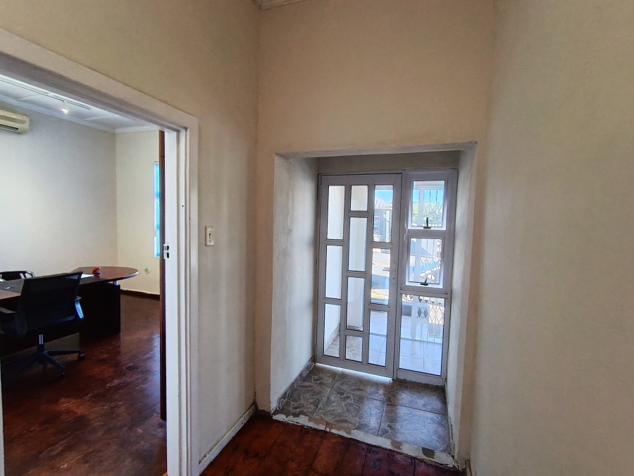 4 Bedroom Property for Sale in Berea Eastern Cape